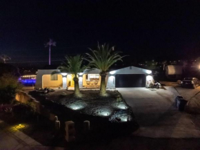 Spacious Fun Oasis with Beautiful Lake Views & Games